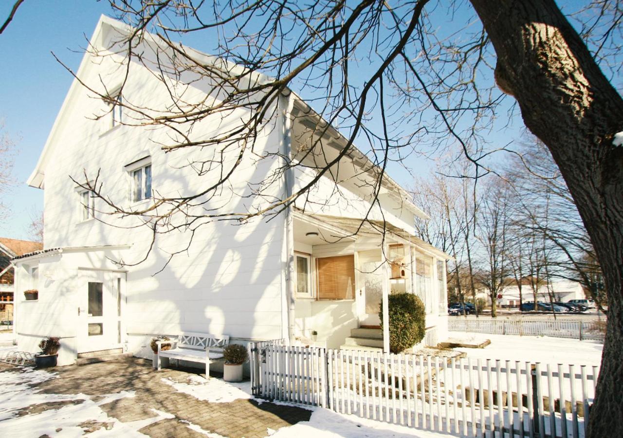 Haus Am Bach - Gemuetliche Pension Allershausen Exterior photo